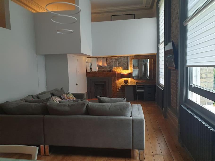 22 Stunning Large Loft - Great Location - Free Onsite Parking - Garden View- Quiet Apartment Brighton Exterior photo
