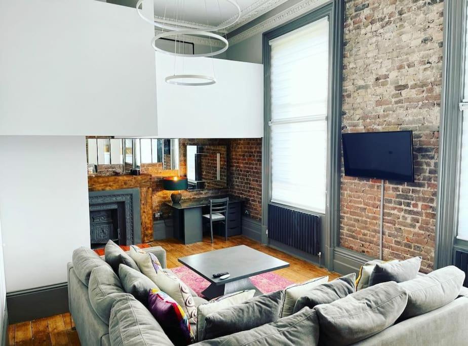 22 Stunning Large Loft - Great Location - Free Onsite Parking - Garden View- Quiet Apartment Brighton Exterior photo